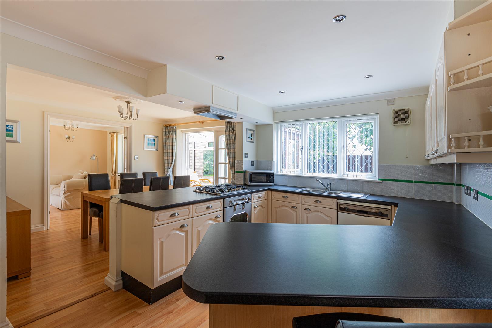 LLANTRISANT RISE, CARDIFF Jeffrey Ross Estate Agents